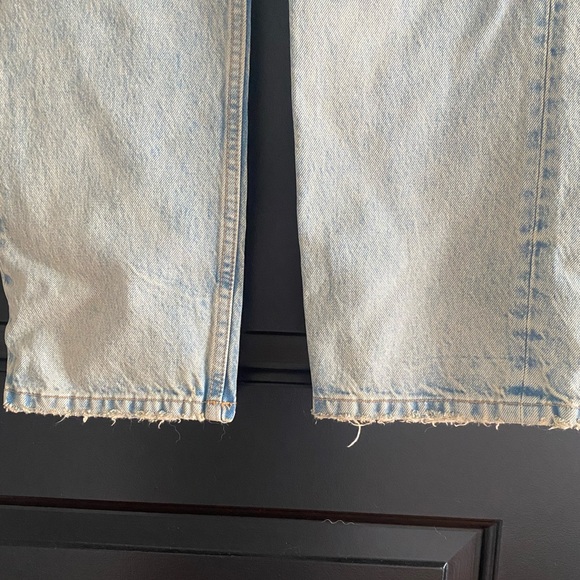 Zara- TRF LOW RISE STRAIGHT CUT JEANS - Picture 7 of 8